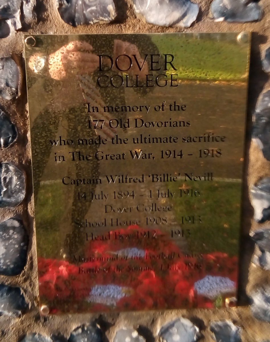 OldDovorians's tweet photo. Today we remember all #OldDovorians who have made the ultimate sacrifice since 1871 in all wars and conflicts, all of whom are duly recorded and honoured in the Chapel of #DoverCollege.
“Stand down your duty is done “ #olddovorianclub #odclub #ods https://t.co/9KTR1kr6AS