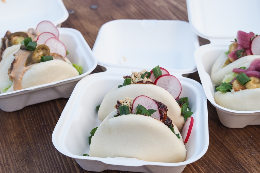 🚨 New pitch alert! Join us tonight over in Castle Camps at the Oak, for our full menu of fluffy Bao Buns, and all the sides!

🥟 Saturday
📍 The Oak, Castle Camps: 5.30-8pm 

Book: linktr.ee/guerrillakitch…
