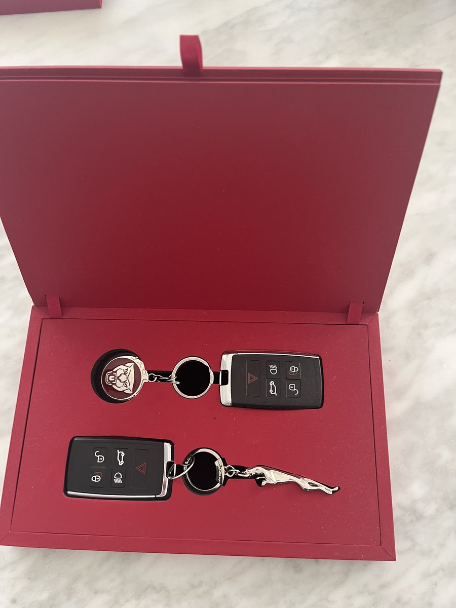 alexfnbr1's tweet image. Just bought my first car at 15. Thank you everyone for the support. Feeling blessed 🙏