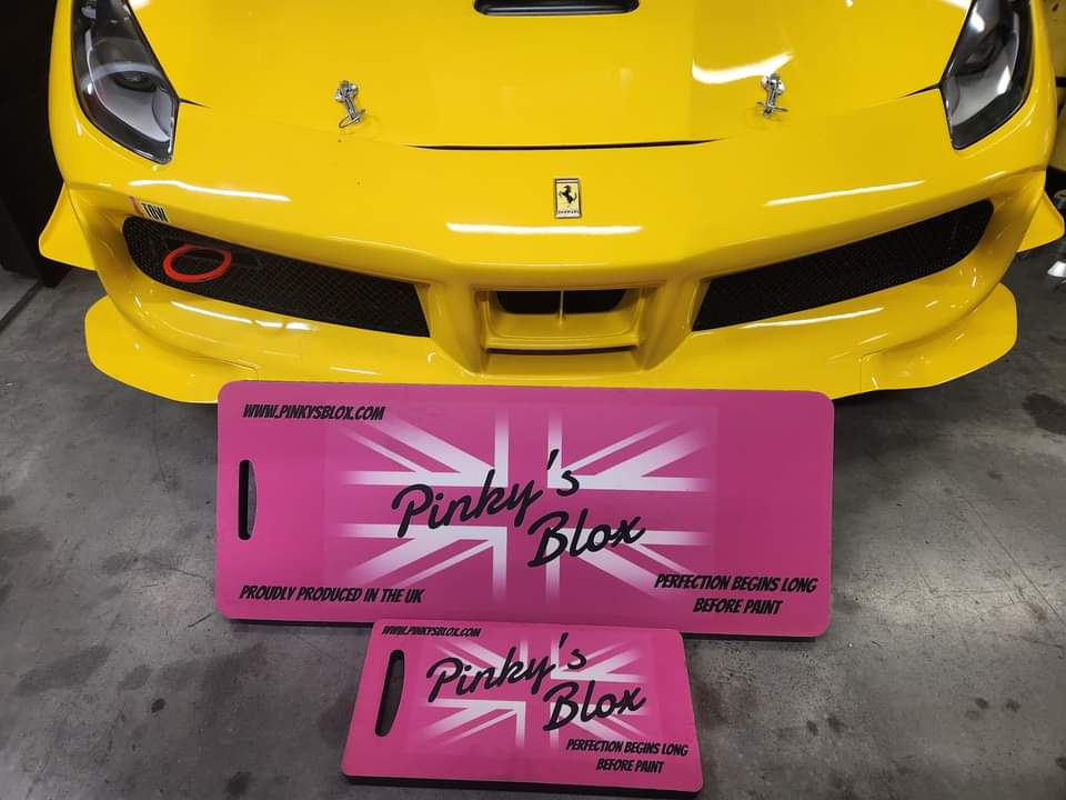 Big thanks to Gavin pink at The Paint Shop for sorting me out with a new laying down mat and kneeling mat. Stand out a bit too so I won't lose them!