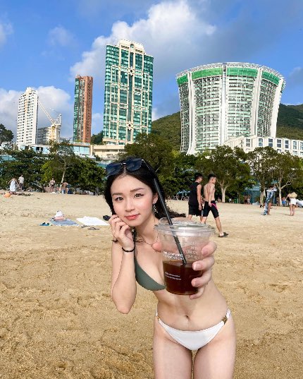 香港清純妹子 Fifi Tsui，表特清流鄰家女孩 Tsui Ming Hei，ViVi 日雜風格寫真天花板，神似日本女模特兒藤井莉娜 LENA https://t.co/EBzpoGWRv0  快追蹤：https://t<a href="/tag/swag"class="tags"><span>#swag</span></a><a href="/tag/fhm"class="tags"><span>#fhm</span></a><a href="/tag/dmm"class="tags"><span>#dmm</span></a><a href="/tag/%E5%8F%B0%E7%81%A3"class="tags"><span>#台灣</span></a><a href="/tag/onlyfans"class="tags"><span>#onlyfans</span></a><a href="/tag/fanza"class="tags"><span>#fanza</span></a><a href="/tag/%E9%BA%BB%E8%B1%86"class="tags"><span>#麻豆</span></a><a href="/tag/jvid"class="tags"><span>#jvid</span></a>