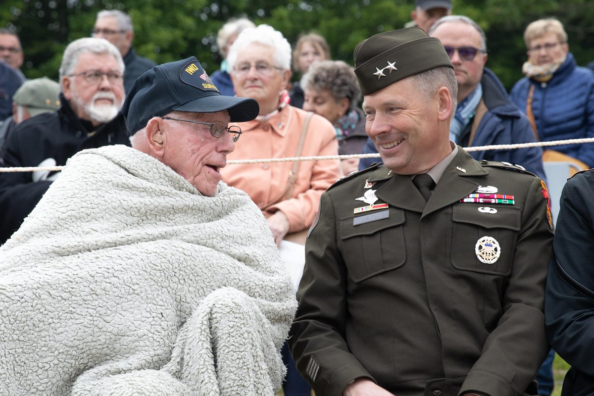 U.S. Army Southern European Task Force, Africa (@setaf_africa) on Twitter photo Today, we honor the brave men and women who have served & sacrificed for our freedom. To all our veterans, we salute you today and every day.
#VeteransDay2023 Honoring All Who Served 🇺🇸
📸 from #DDay79 celebrations throughout Europe.
<a href="/173rdAbnBde/">173rdAirborneBrigade</a> <a href="/USArmyEURAF/">U.S. Army Europe and Africa</a> <a href="/USAGItaly/">USAG Italy</a> Today, we honor the brave men and women who have served & sacrificed for our freedom. To all our veterans, we salute you today and every day.
#VeteransDay2023 Honoring All Who Served 🇺🇸
📸 from #DDay79 celebrations throughout Europe.
<a href="/173rdAbnBde/">173rdAirborneBrigade</a> <a href="/USArmyEURAF/">U.S. Army Europe and Africa</a> <a href="/USAGItaly/">USAG Italy</a>