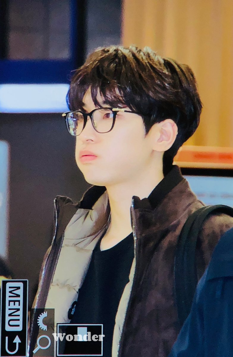 Wonder_ww717's tweet photo. 231111
#세븐틴 #SEVENTEEN #원우 #WONWOO #ウォヌ @pledis_17 https://t.co/x19ZJLViWk