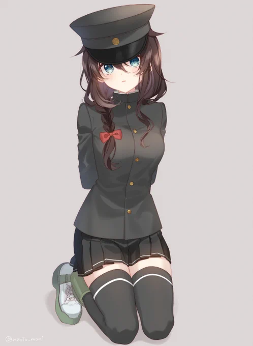 時雨ちゃんにあきつ丸の服 
