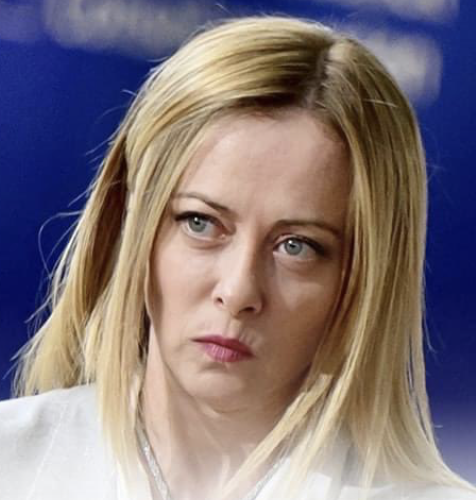 CALO PAUROSO DELLA PRODUZIONE INDUSTRIALE ANCHE DEL 5% in VENETO E lei cosa fa? la cosa non la disturba e' tutta presa dalla sua perenne campagna elettorale . La considerazione  di se stessa non ha limiti e ormai e' patologica. Per questo cadra' presto e ormai lo spera la