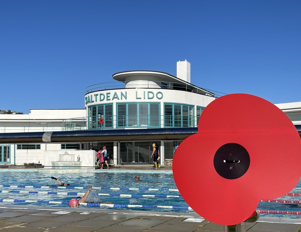 #RememberenceDay

#PoppyAppeal #Brighton