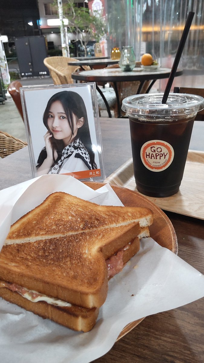 flight_club023's tweet photo. 東カレでなぎが行った
『CORNER STAND』に行ってきたよ
名物コンビーフとチェダーチーズの焼きサンドうまいのうえなぎ🥪
#東京カレンダー
#井上和
#麻布十番
#CORNERSTAND https://t.co/NfwKXQeUtm