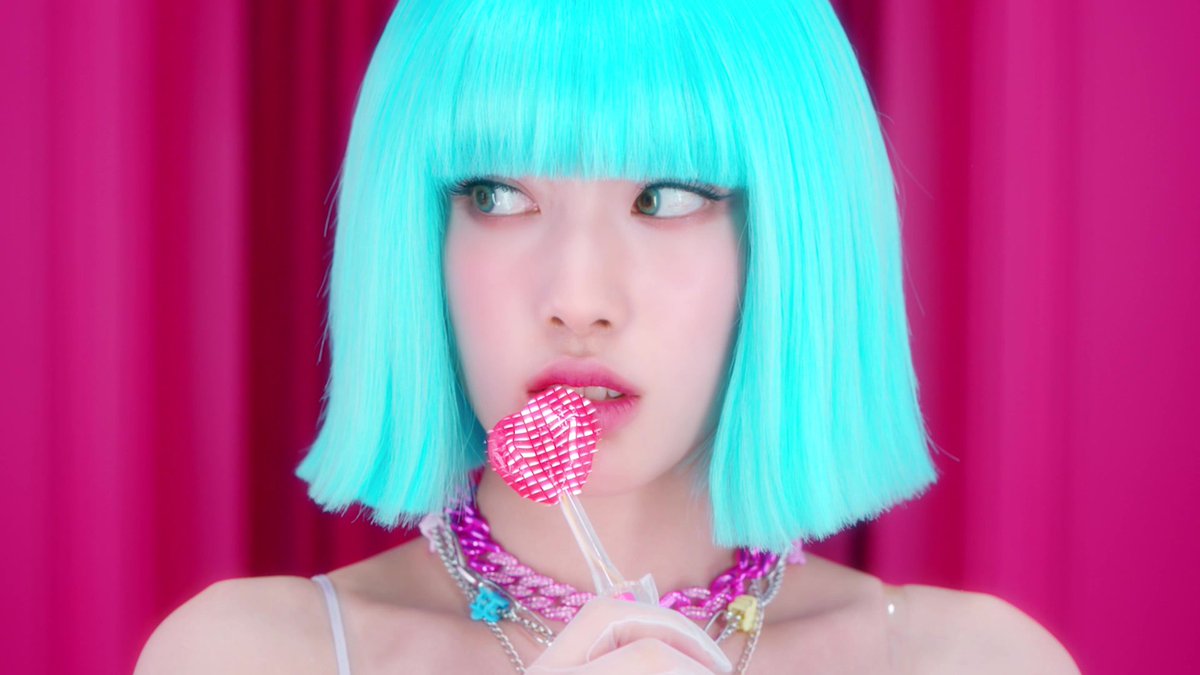 PopBase's tweet image. 3 years ago today, STAYC released their debut single ‘SO BAD.’