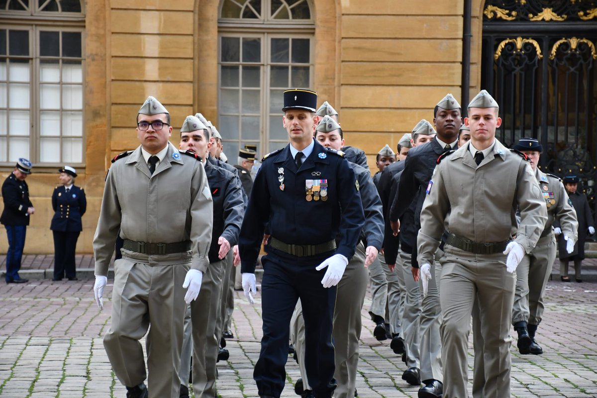 1er régiment du Service Militaire Volontaire tweet media