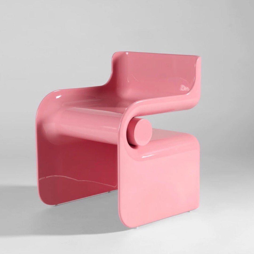 • @thesalonny #studiocarolegan, “Robusto” chair, 2023. Hand-carved metal.  #TheSalonNY via #maisongerard #CollectibleDesign #ObjetDArt <a href="/ParkAveArmory/">Park Avenue Armory</a>