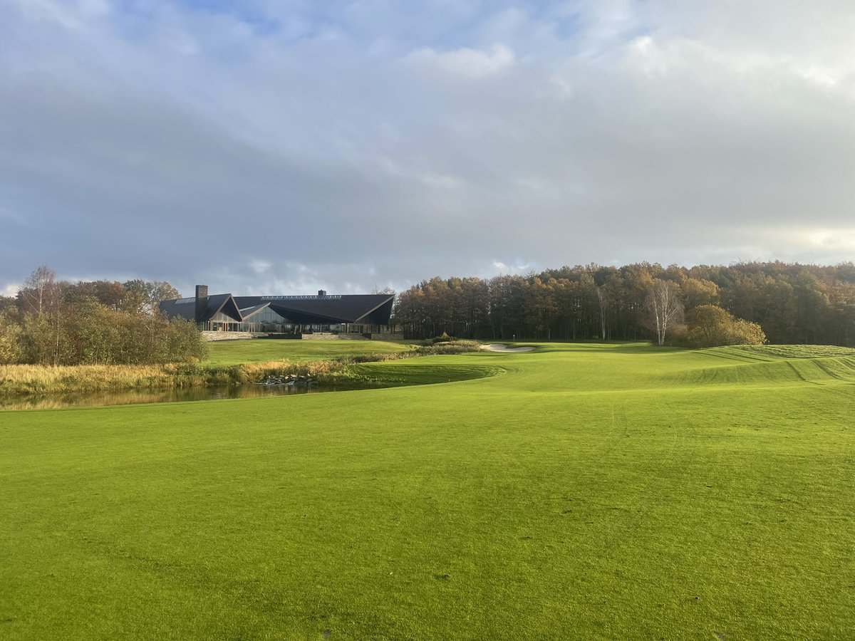 Russell A. Anderson tweet media