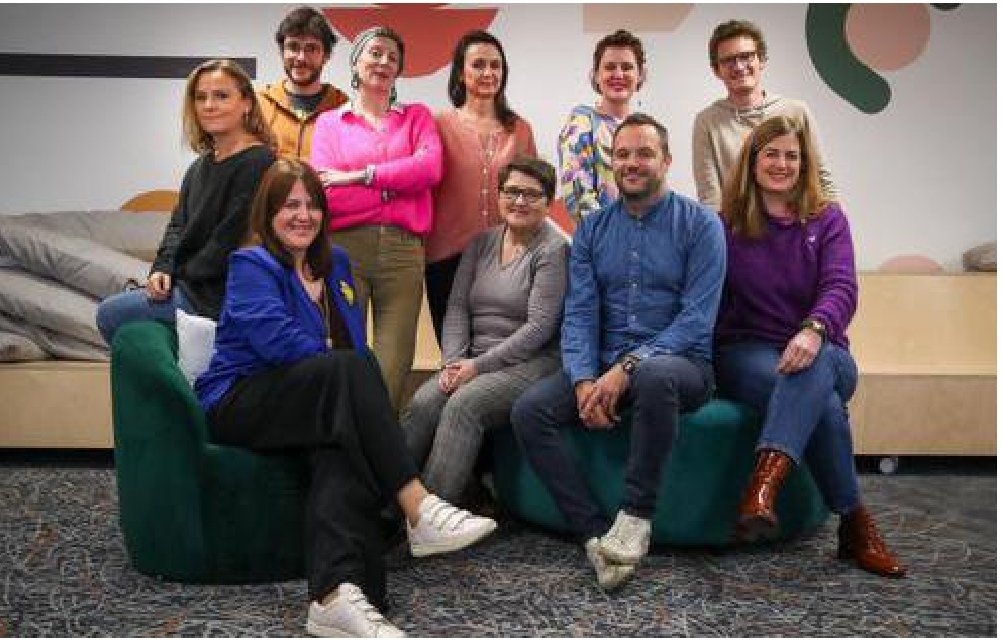 benobar's tweet image. Salut "l'équipe métro" ! 🙌🗞️
Nouvelle équipe éditoriale "Lille Métropole" commune aux 7 éditions pour @lavoixdunord 
@StphanieFasquel @angele_tw @Hessebez @PerrineDieval @virginie_carton @AntoinePlacer @PatrickSeghi et Cie 👏