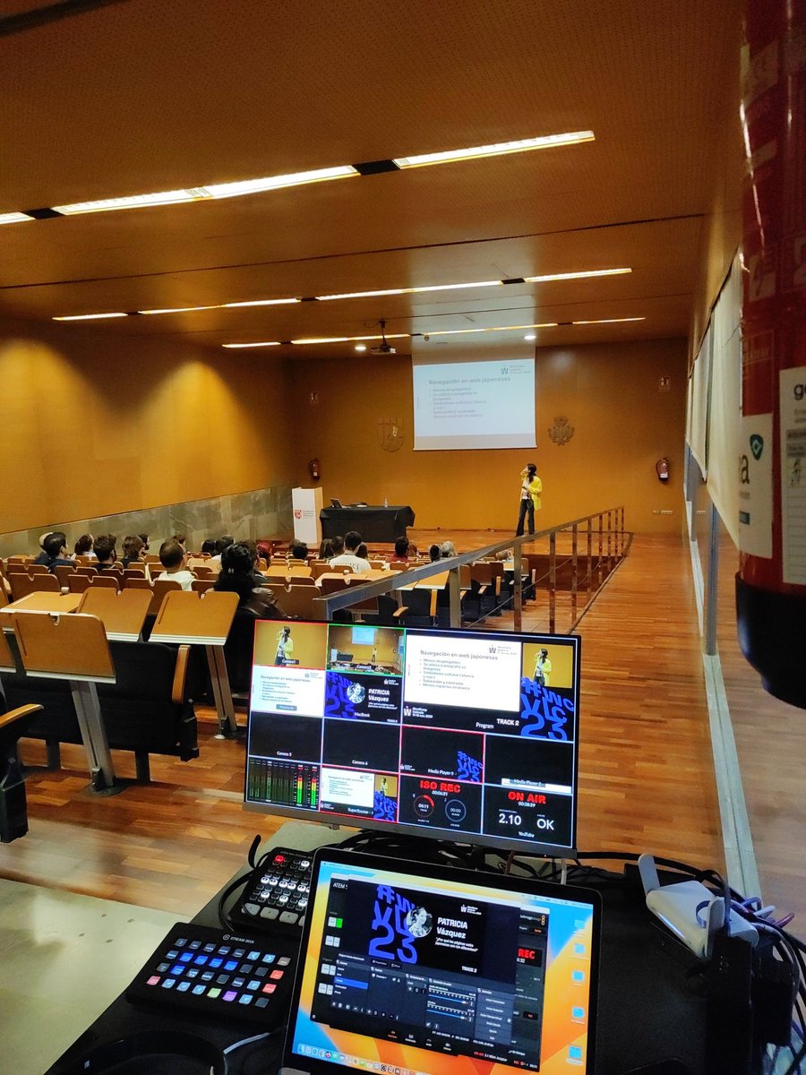 WCValencia's tweet photo. Como siempre, nuestros chicos @fdesafio y @jdelaiglesia de #DesafíoDigital, nos aseguran el streaming, la puesta a punto de las ponencias y la grabación de las sesiones. 

¡Todo lo que veis no sería posible sin ellos! ☺️

Mil gracias ❤️

https://t.co/YKKCAiaNkW https://t.co/6VZLJewVTu