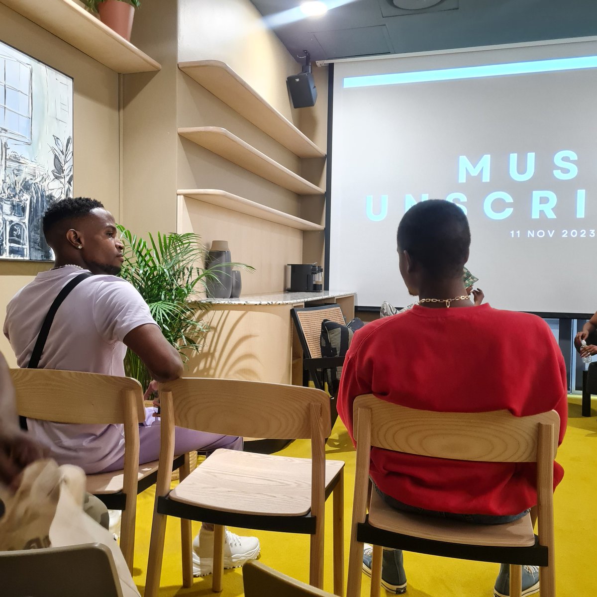 ReloBlack's tweet photo. We're here! 📌
#MUSICUNSCRIPTED https://t.co/Rbc6AcRtLP