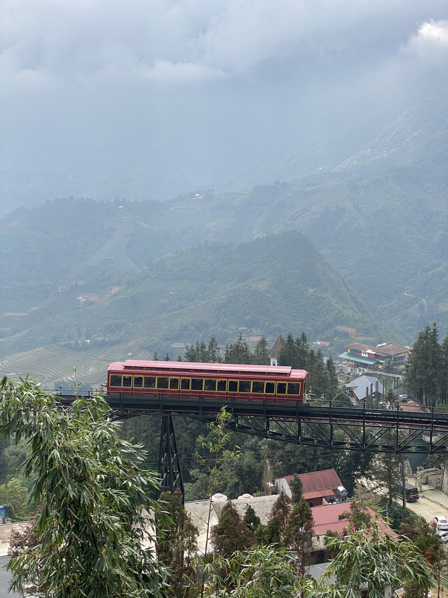 Shahirahzai's tweet photo. Tempat ni macam hidden gem kat Vietnam, tak ramai lagi yang tau kot rasanya sebab bila i travel haritu ramai kawan kawan tanya tempat ni kat mana.

Anyway, view memang cantik gila 😭 https://t.co/OwXWg8vyKT