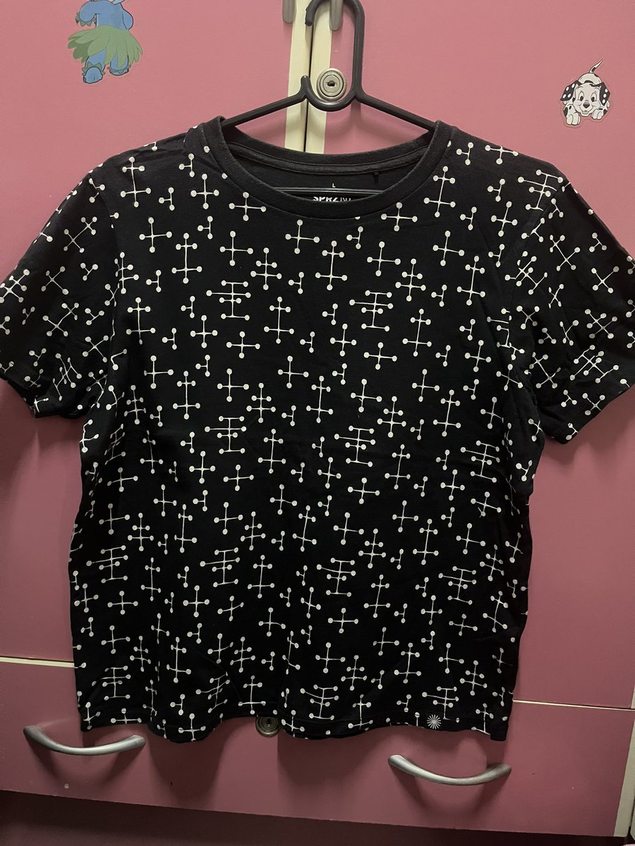 cometotone's tweet photo. 📍30฿📍

ส่งต่อเสื้อยืด | เสื้อยืดวัยรุ่นเมกา 🇺🇸
- Uniqlo แท้ size M
- ค่าส่งเหมา 40฿

#ส่งต่อเสื้อผ้ามือ2 #ส่งต่อ #ส่งต่อเสื้อผ้า #โล๊ะตู้เสื้อผ้า #เสื้อผ้ามือสอง #โล๊ะตู้ #ส่งต่อเสื้อผ้ามือสอง #ส่งต่อเสื้อผ้ามือ2 #ส่งต่อเสื้อยืด #เสื้อมือสอง https://t.co/dpdMQusz4Q