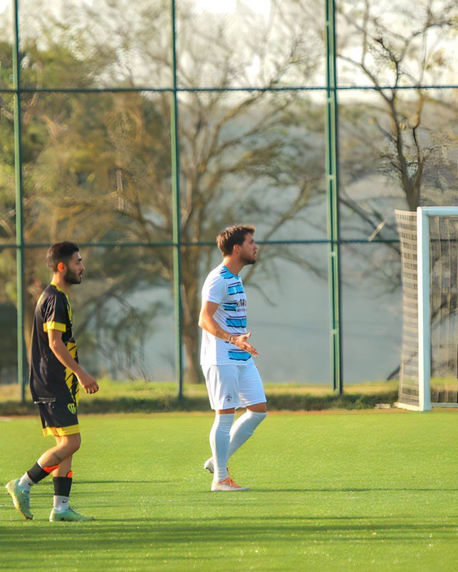 Kurabiye var simit var