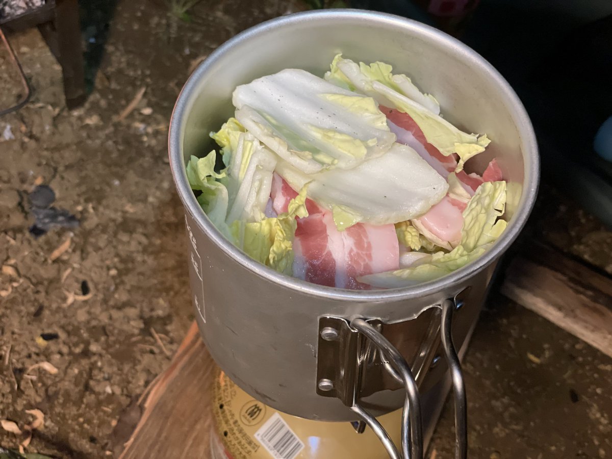 やりすぎキャンプ飯。 