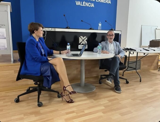 MiguelAMarinNeo's tweet photo. Ayer fue un día especial. En #Valencia presentando “Confíe en mí” de #EdicionesAtlantis rodeado de grandes amigos y con la presentación de Susana Lluna en el #Colegio de enfermería #CECOVA Una nueva oportunidad para hablar de l #Humanización de la asistencia sanitaria. https://t.co/Jn95cYmn23
