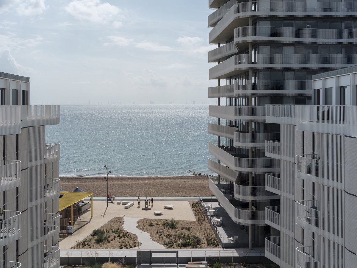 Peter Bill tweet media