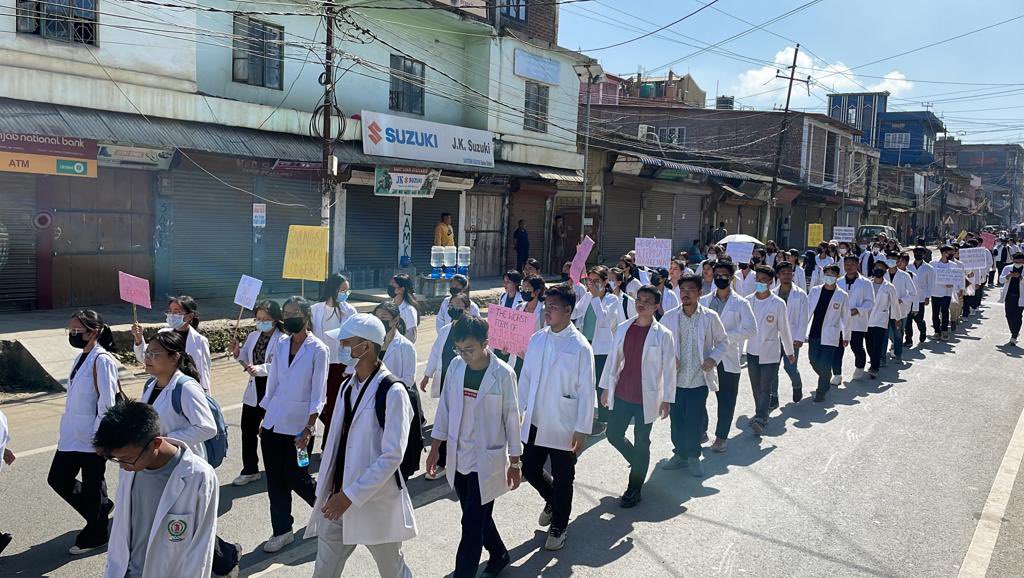 hoihnu's tweet photo. #ModiSpeakupforManipur 
192nd day of unrest in Manipur!
This morning, thousands of students marched on the streets of Lamka (Churachandpur) at a “Rally against educational negligence.” It is their sincere appeal, dear @PMOIndia @narendramodi that their voices be heard. https://t.co/rMTsDrd7AY