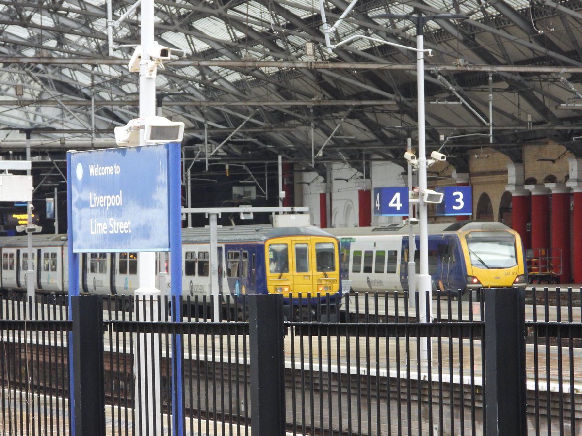 DanSpotter86's tweet image. RAIL STRIKE DAY!!!

Here's a shot of 2 @northernassist Railways 319381 and 331018 Stabled at Liverpool Lime Street on March 16th 2023.  @GLovesTrains my first time to this station.          #northernrail #class319 #class331 #Liverpool #railstrikes
