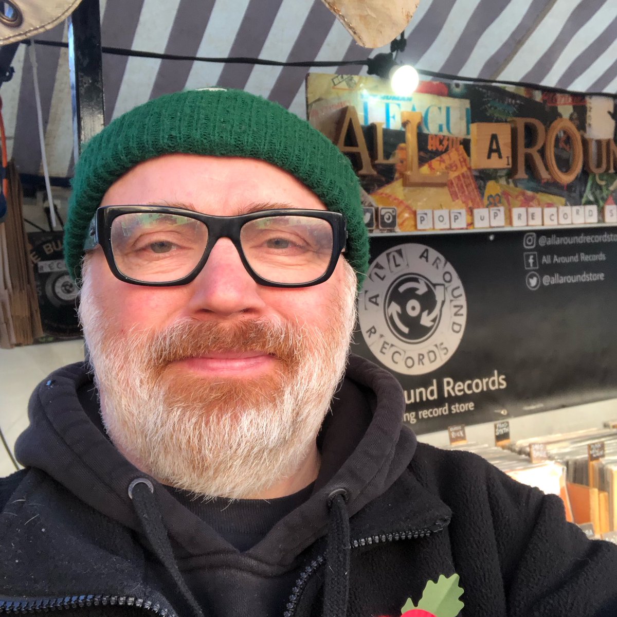 allaroundstore's tweet photo. All set up in Warwick Iโm here till 3 if you fancy a dig ๐ถ #warwick #warwickshire #recordstore #vinyl #vinylclub #vinylrecords #33rpm #independentrecordstore #nowplaying #independentrecordshop #instavinyl #vinylgram #vinyllovers #createdigging https://t.co/fOFHpfIbxO