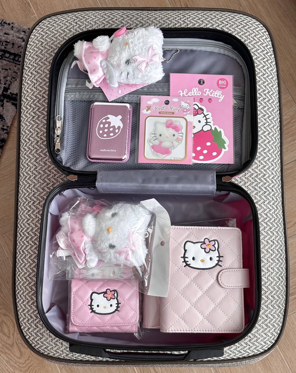 mafavarchive's tweet image. 🎀