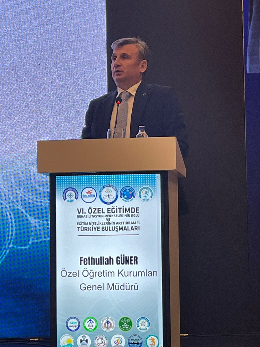 Özel Öğretim Kurumları Genel Müdürü Fethullah Güner “6.Özel Eğitimde Rehabilitasyon Merkezlerinin Rolü ve Eğitim Niteliklerinin Arttırılması” konulu  “Türkiye Buluşmaları” programında konuşmalarını yapıyor.