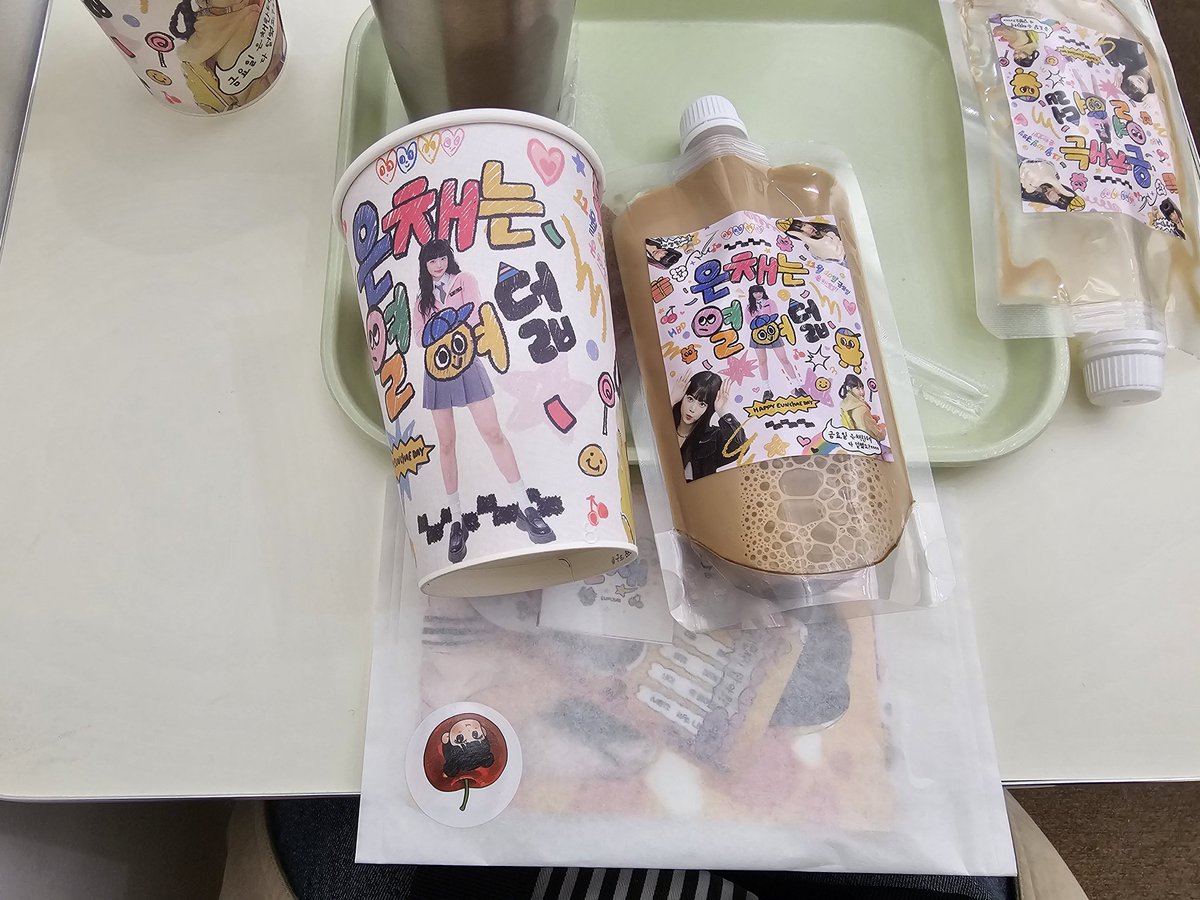 #홍은채생일_빵빠레불며축하
은채야 생일축하해~