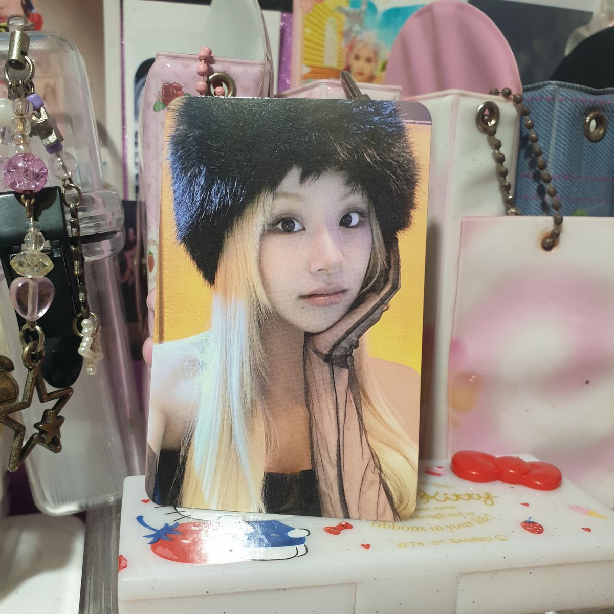 wts lfb ph
11.11 sale 🎉💗

chaeyoung sw digi pob
150
x sensi &amp; impatient
onhand; payo
gcash | sco

☆ . . . wts lfb twice rtb digipack sw pob chaeyoung fur hat twice bns ph