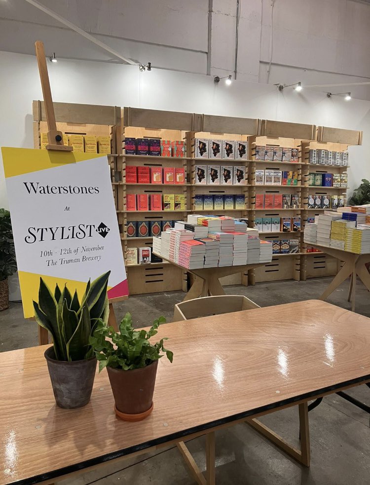 gowerst_books's tweet photo. We’re at Stylist Live all weekend with books and author signings @StylistMagazine! Today’s signings are @DawnButlerBrent @tskenyasarah @CarolineHirons @timspector Shakalia Forbes Bell &amp; Simon Horton! Come and see us for our fave book recommendations too! 📚 https://t.co/uvMfPXIigu