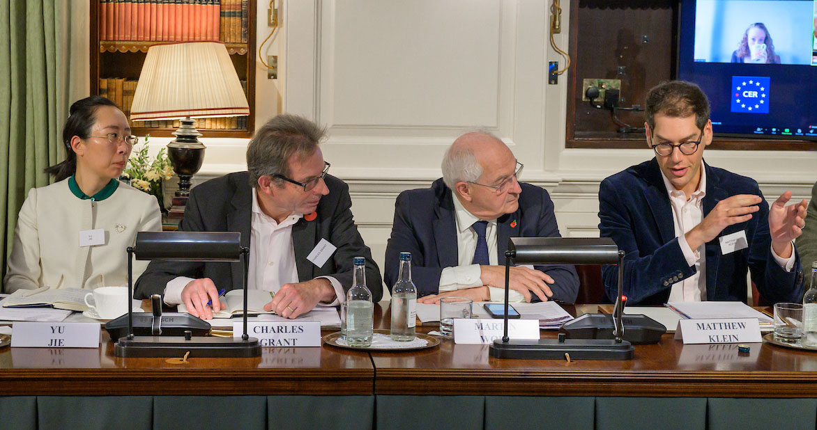 Our second panel at #CERditchley is on 'How should the West deal with China?' with @jennifermharris, @M_C_Klein, @martinwolf_ & @Yu_JieC chaired by @CER_Grant