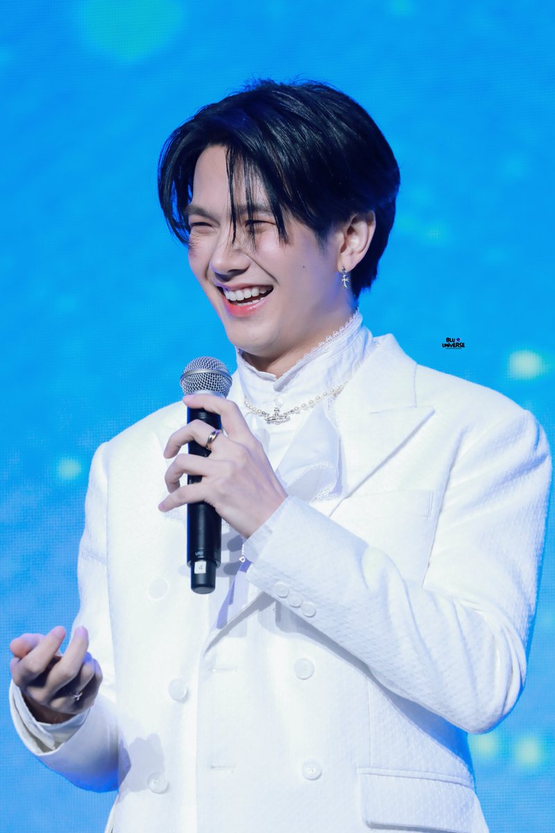 หล่อ สะอาด ดูดีมีชาติตระกูล ✨

BUILD ANOTHER DREAM FM 
#JinJianChengInHangzhou
꒰ <a href="/JakeB4rever/">BIU.</a> #BuildJakapan ꒱ 
#Beyourluve 
#bluuniversepic