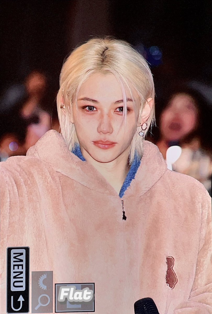 0915_Flat's tweet photo. 231111

#FELIX #필릭스 
#straykids #스트레이키즈
#내새끼고양이 https://t.co/UiEI534PSt