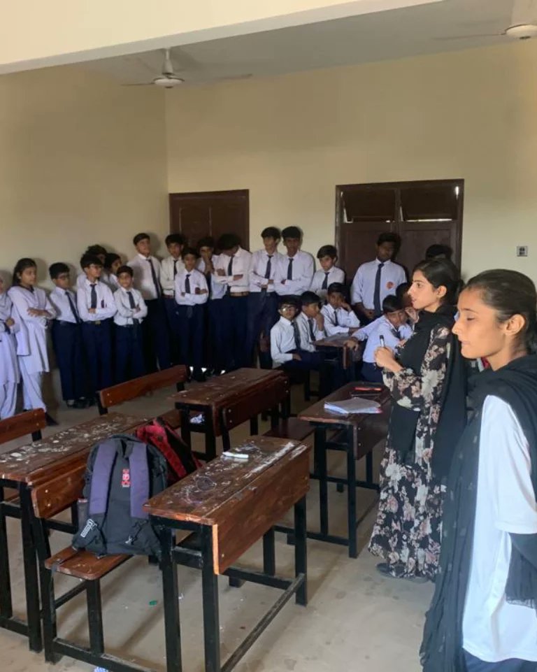 MadihaN62828031's tweet photo. As a strong woman,I radiate resilience and grace.
I face challenges head-on, never backing down my determination and courage inspire those around me and making a positive impact in the world!✨
@GA4good
#WomenEmpowerment
#thatta #Sportsforeveryone #Madihanaz https://t.co/FOk4ZjDj1z