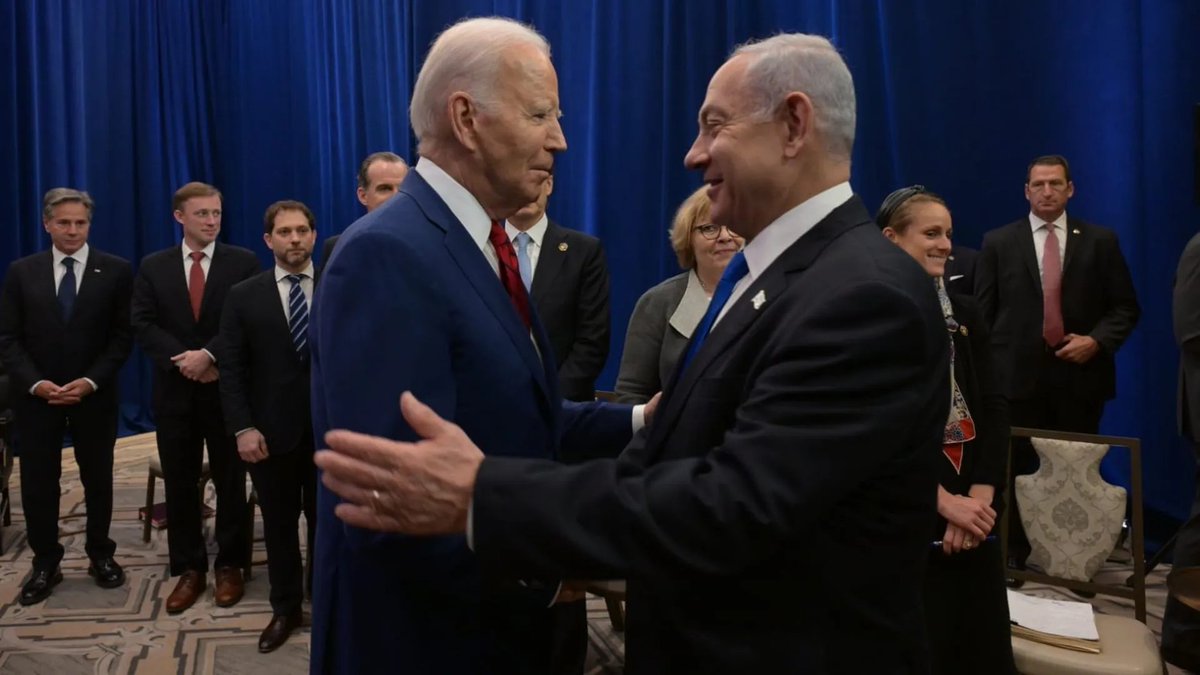 BowesChay's tweet photo. The "only democracy" in the Middle East Killing thousands of essentially captive children in 4 weeks, the "Leader of the Free World" providing the weapons while their vassal states stand by and watch. Welcome to the end of Western moral credibility. https://t.co/4Grl4PowB1