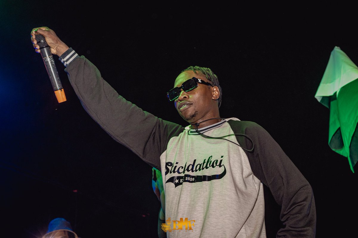 BMF_BUZZING's tweet image. Just witnessed @presidentzikBHP incredible performance! 😱🎤 

Need a solid 2-4 weeks to recover from that AMAZING show! 🥵😍
#BMF2023