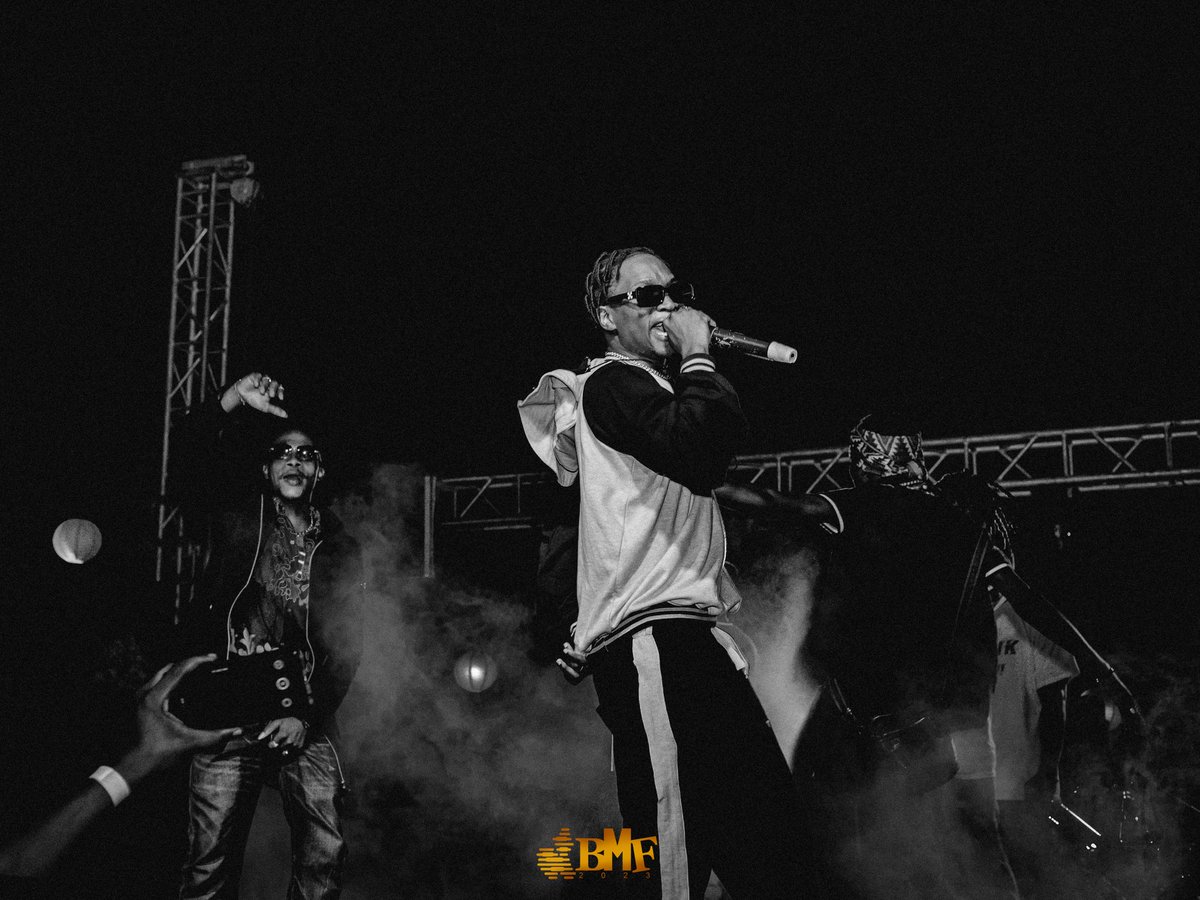 BMF_BUZZING's tweet image. Just witnessed @presidentzikBHP incredible performance! 😱🎤 

Need a solid 2-4 weeks to recover from that AMAZING show! 🥵😍
#BMF2023