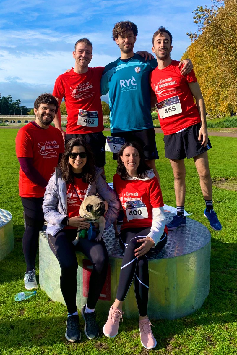 Esta mañana hemos participado en la carrera #CorreSinResistencias organizada por @PRANgob y @unicomplutense. 🏃‍♂🏃‍♀️🏁🦠