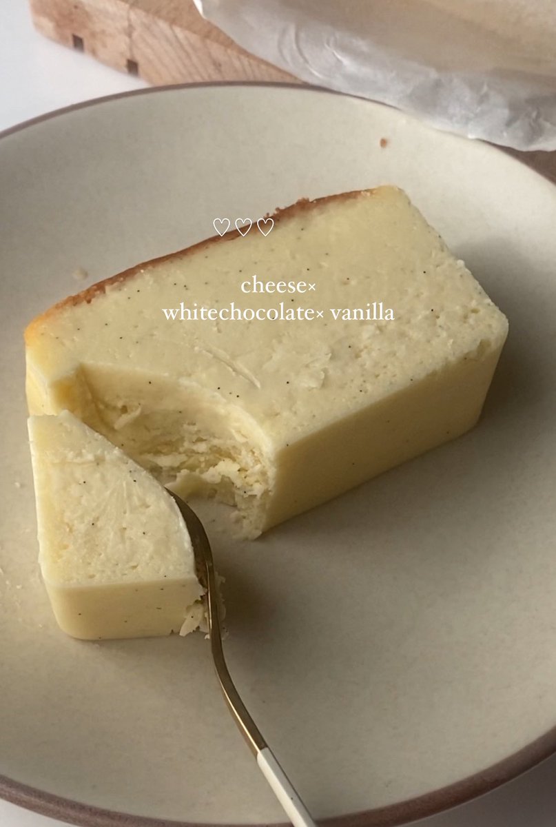 megucafe02's tweet photo. 【仕込み15分】
濃厚バニラチーズテリーヌを作りました🧀
ホワイトチョコとバニラとチーズのマッチが止まらない簡単レシピです❕ https://t.co/aBroWvW9Hm