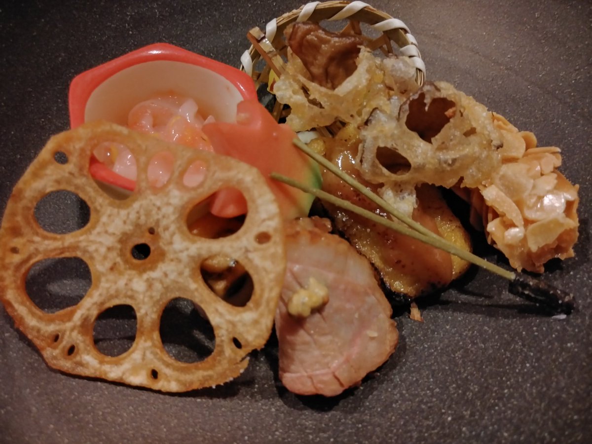 琵琶湖温泉旅行🌊
近江牛とかお魚とかとても美味しい✨ 