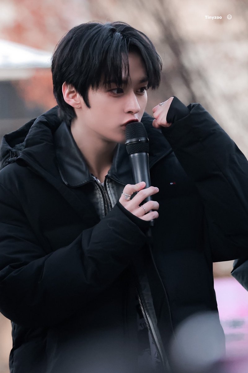 231111
🐰HD

 #straykids      #Leeknow 
#스트레이키즈      #리노