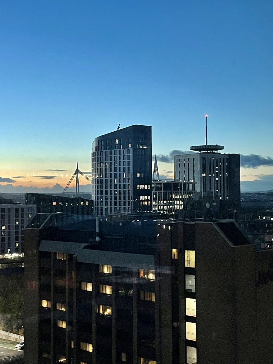 L_RichardsPhoto's tweet photo. Great first day of the @imi_org Conference in Cardiff for us at Medical Illustration @CwmTafMorgannwg - a brilliant day full of insightful workshops and new technology in medial imaging! #IMI2023 #IMIConference https://t.co/iIv8rMRTyU