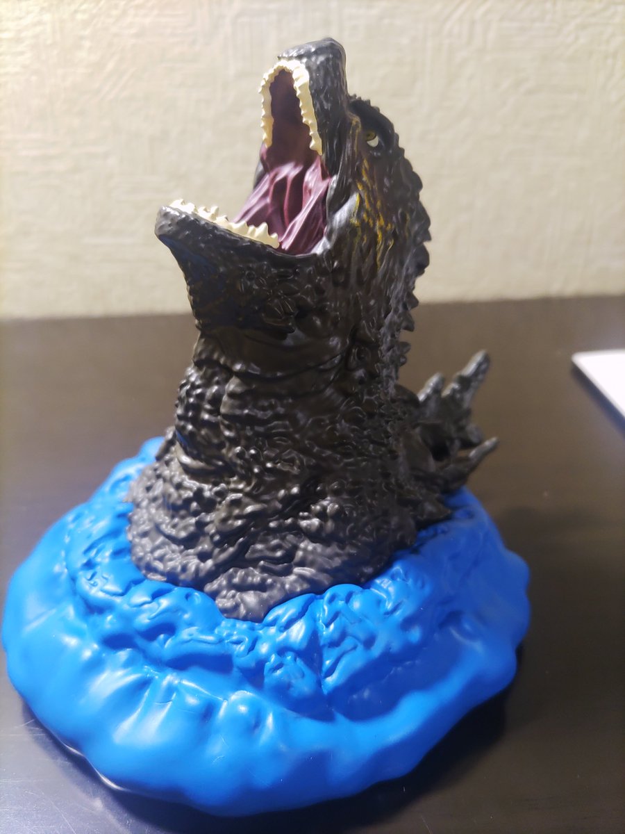auggiepanda's tweet photo. 私の好きな映㊶
「ゴジラ-1.0」

いやぁ、大変「面白かった」です。
観ていて涙がとまりませんでした。

これ、ハリウッドでアカデミー賞
とれんじゃね？

神木隆之介さんは、主演男優賞
とれんじゃね？

と思ったほどです😁 https://t.co/7Ro3BHfeUC