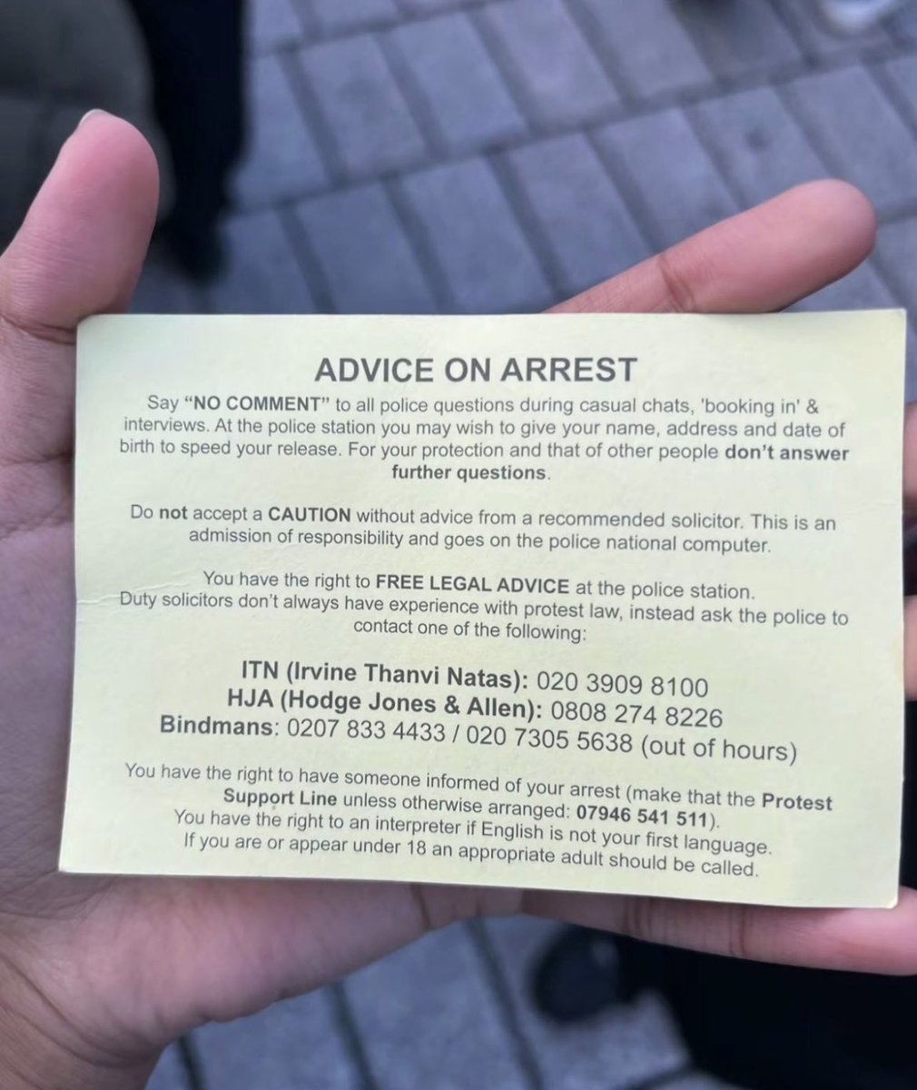 n1rbx_'s tweet photo. KNOW YOUR RIGHTS!! - Hope This Helps 

#FreePalestineFromIsrael 
#Protest https://t.co/xOYQ9puM1B
