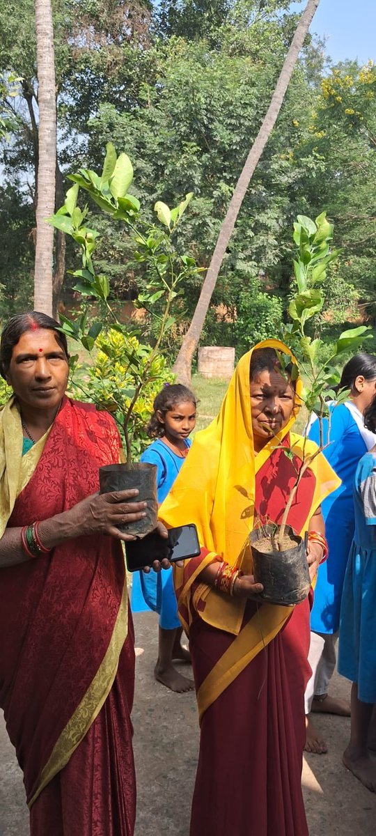 DK_Rise4Green's tweet photo. @DevKumarGouda1 @CGMSBIBhu @TheOfficialSBI @SCofIndia @subratkar @Subhajit @PMOIndia @CMO_Odisha @SBI_FOUNDATION @SBILife @sbigeneral @KanakNews1 @vrindapisharody @SunitaKisku11 #NoToCrackers #StickToNature Thank You Team #SBI @CGMSBIBhu associating with #ISRFoundation to make our #Community and #Customers to #RiseAgainstPillution #Green #EcoDiwali @CMO_Odisha @PMOIndia @VKPandiyan . We Delivered Green Not Pollution #ISRWAY @C_P_Gurnani https://t.co/z255zNlYEn