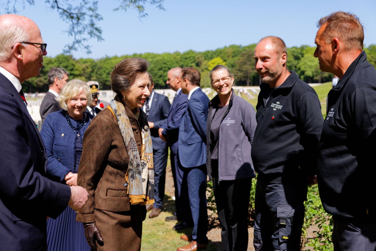 Today, we are delighted to announce that His Majesty The King has become our Patron, the first in CWGC history. HRH The Duke of Kent has also officially handed the Presidency over to HRH The Princess Royal. Read more on our website: ow.ly/h5gb50Q6Ap8 @royalfamily