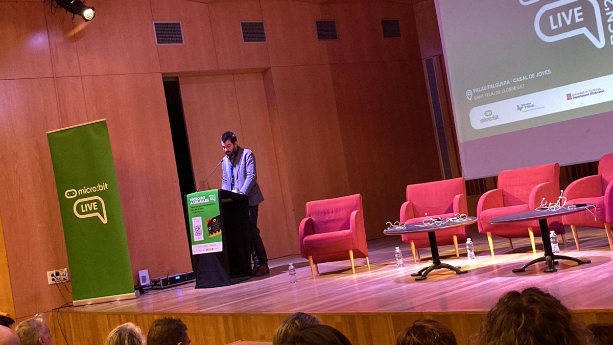 ICEUAB's tweet image. Avui a #microbitLIVEBarcelona #microbitLIVE
