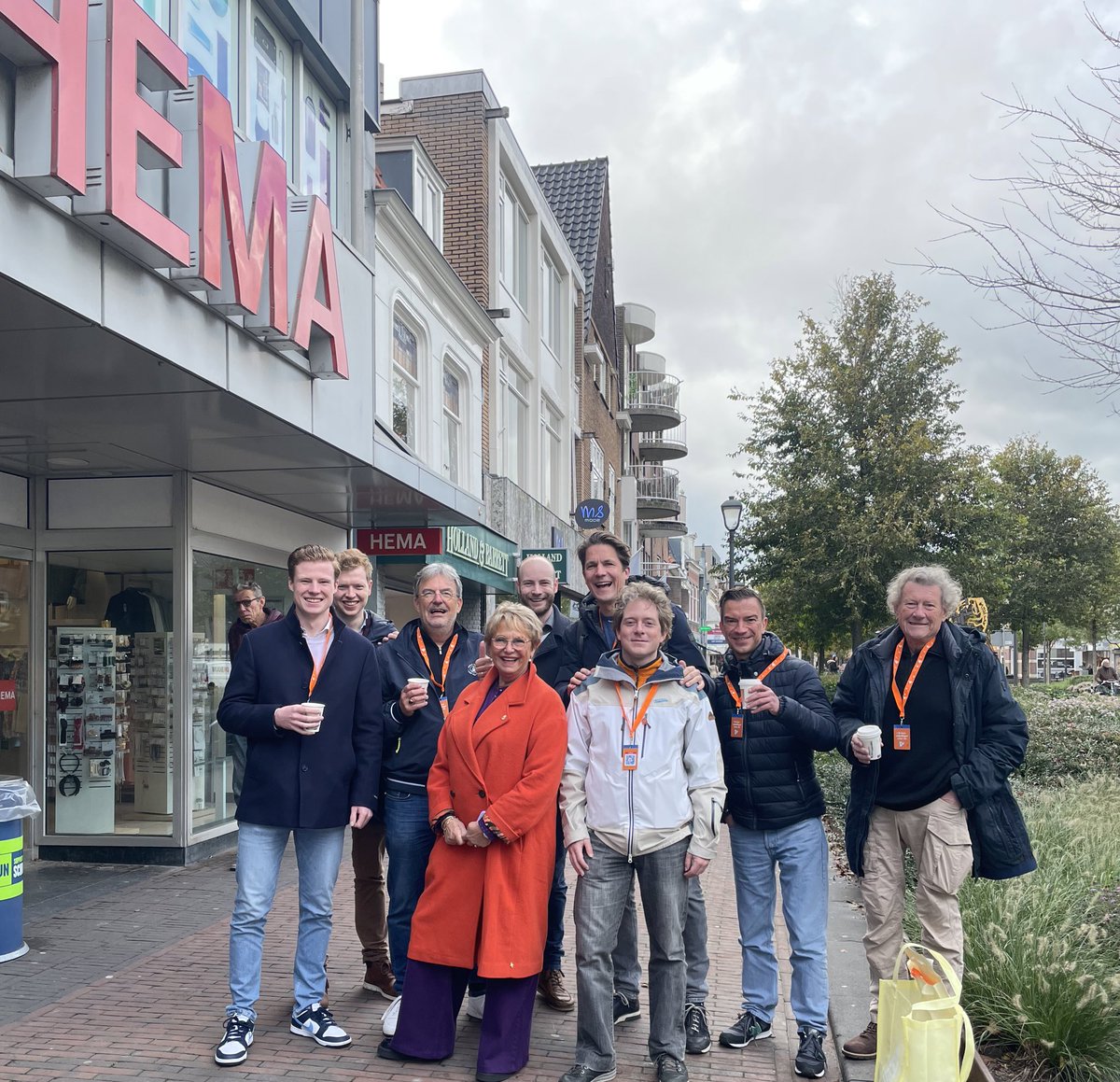 Peter van Kessel tweet media